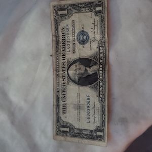 1935 d  Silver certificate one dollar bill